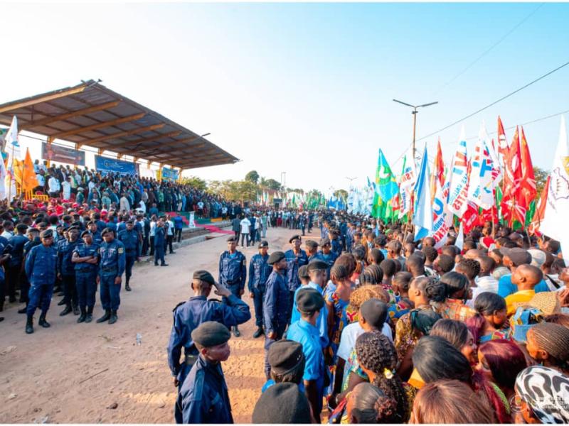 Maï-Ndombe: lancement de l’opération Ndobo, Jacquemin Shabani annonce un appui logistique, notamment des embarcations pour la police fluviale